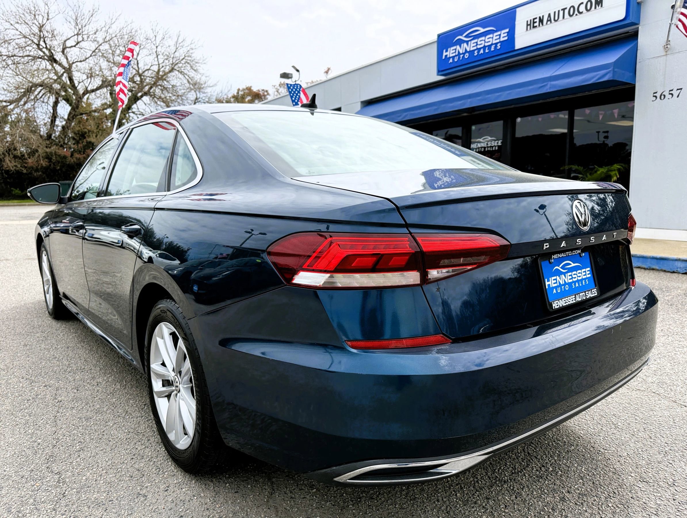 Used 2020 Volkswagen Passat 2.0T SE image 18
