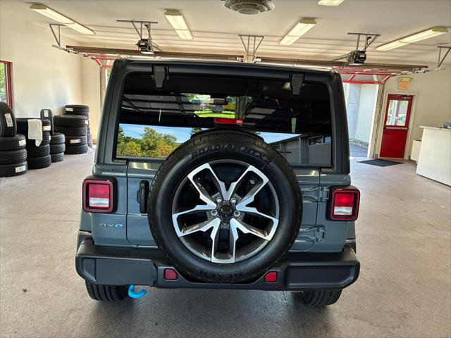 Certified 2024 Jeep Wrangler Unlimited AWD/4WD image 19