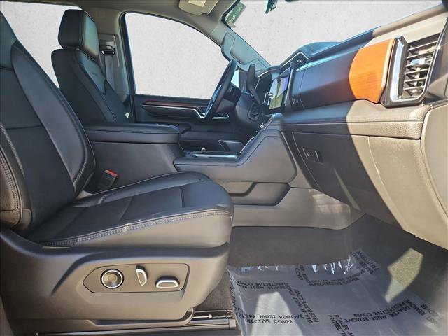 Used 2024 GMC Sierra 3500 Denali w/ Denali Reserve Package image 21