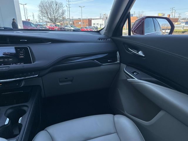 Used 2020 Cadillac XT4 Premium Luxury w/ Cold Weather Package image 34