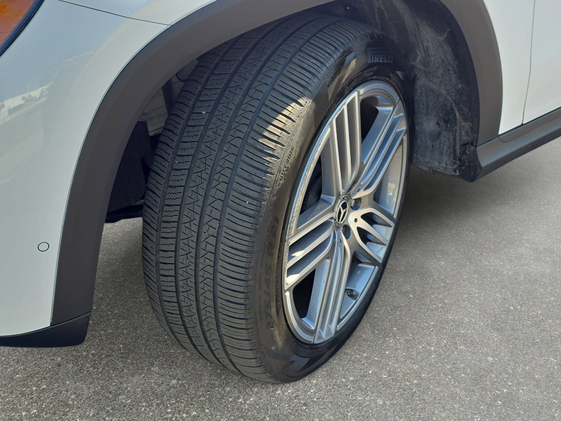 Certified 2025 Mercedes-Benz GLS 450 4MATIC image 31