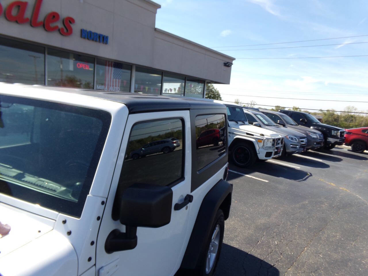 Used 2013 Jeep Wrangler Sport w/ Connectivity Group image 28