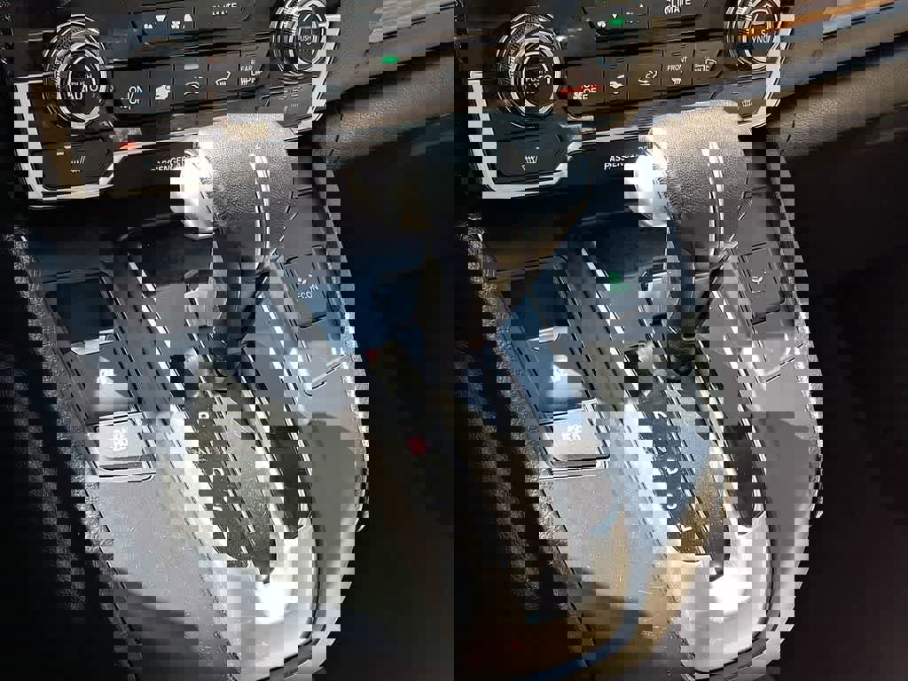 Used 2018 Honda CR-V EX-L image 16