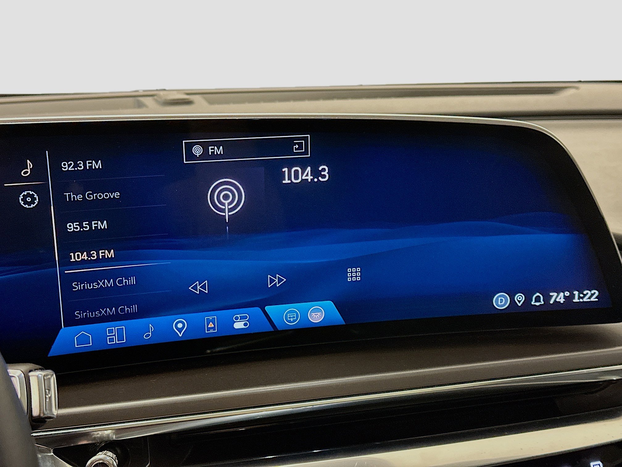 Used 2024 Cadillac Lyriq Tech AWD/4WD image 21