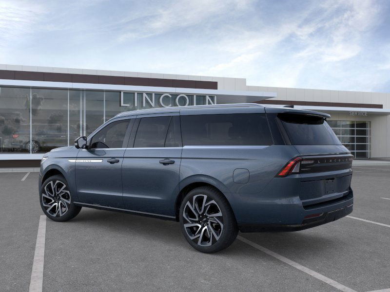 New 2026 Lincoln Navigator L Reserve AWD/4WD image 4