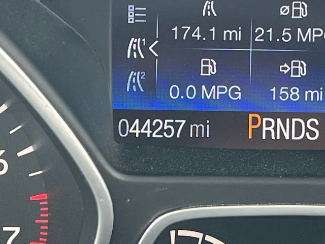 Used 2017 Ford Escape SE w/ Equipment Group 201A FWD image 17
