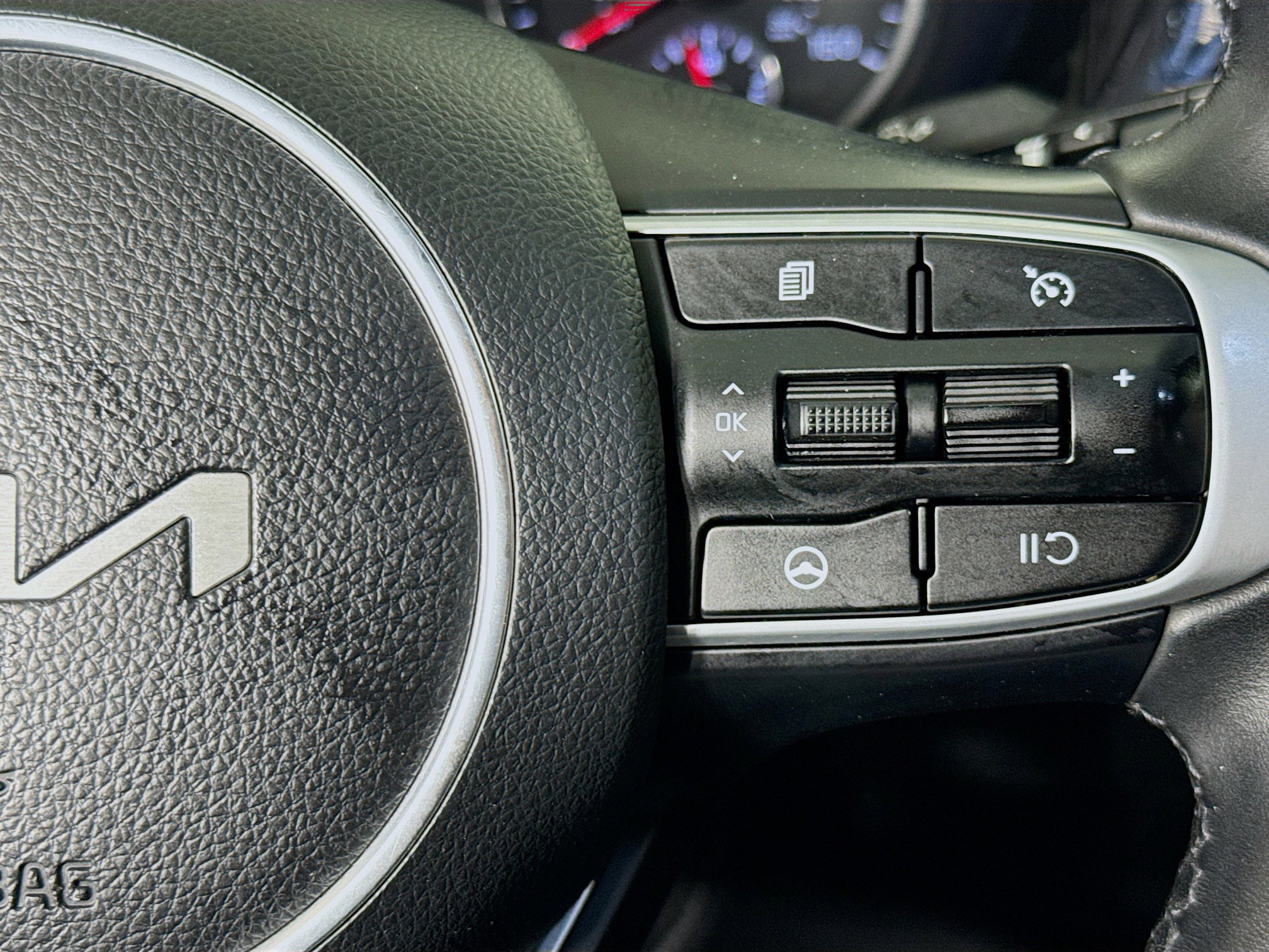 Used 2023 Kia K5 EX image 14