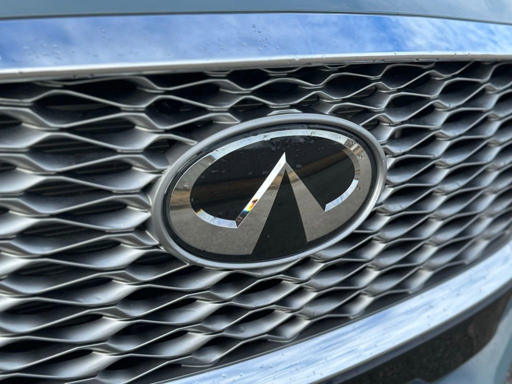 Used 2025 INFINITI QX55 Luxe w/ Cargo Package image 11