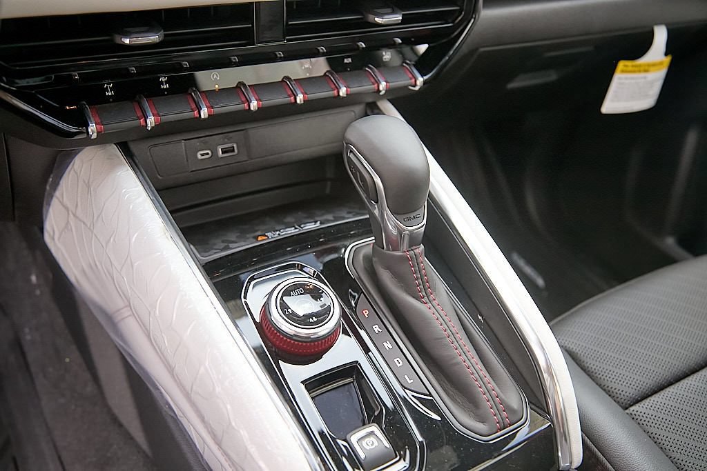 New 2026 GMC Canyon AT4X AWD/4WD image 28