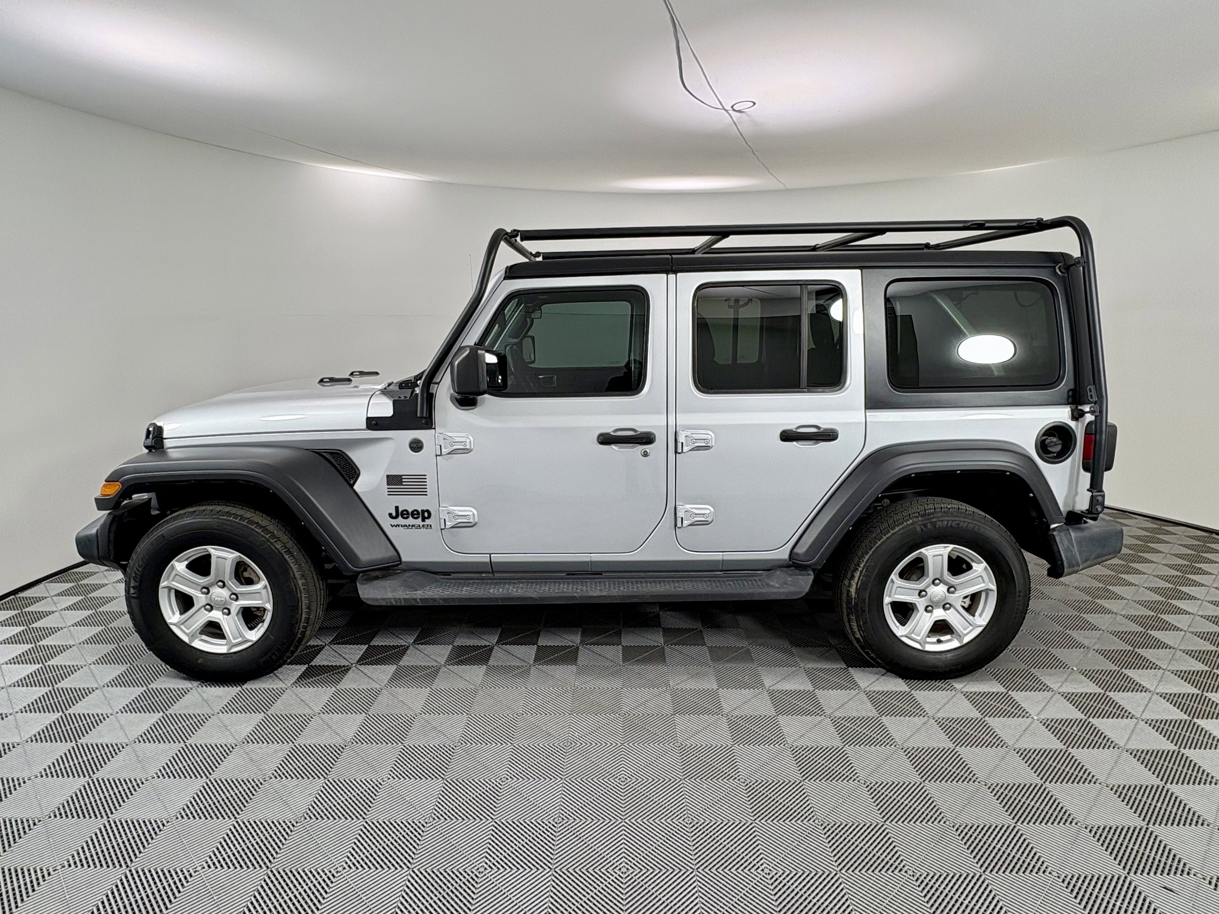 Certified 2022 Jeep Wrangler Unlimited Sport image 2