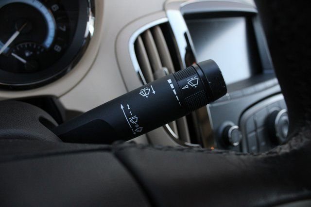 Used 2012 Buick LaCrosse Leather image 12