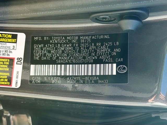 Used 2025 Lexus ES 300h w/ Premium Package FWD image 44