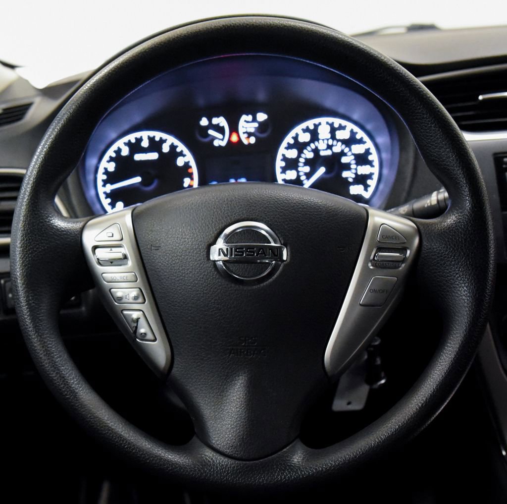 Used 2015 Nissan Sentra S image 19