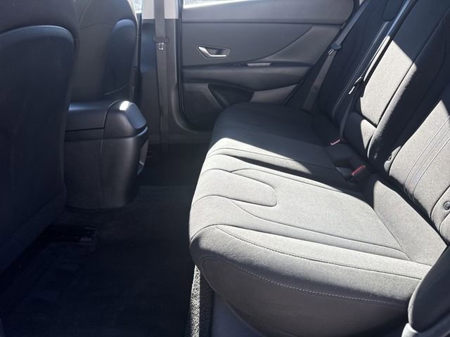Used 2025 Hyundai Elantra SEL image 26