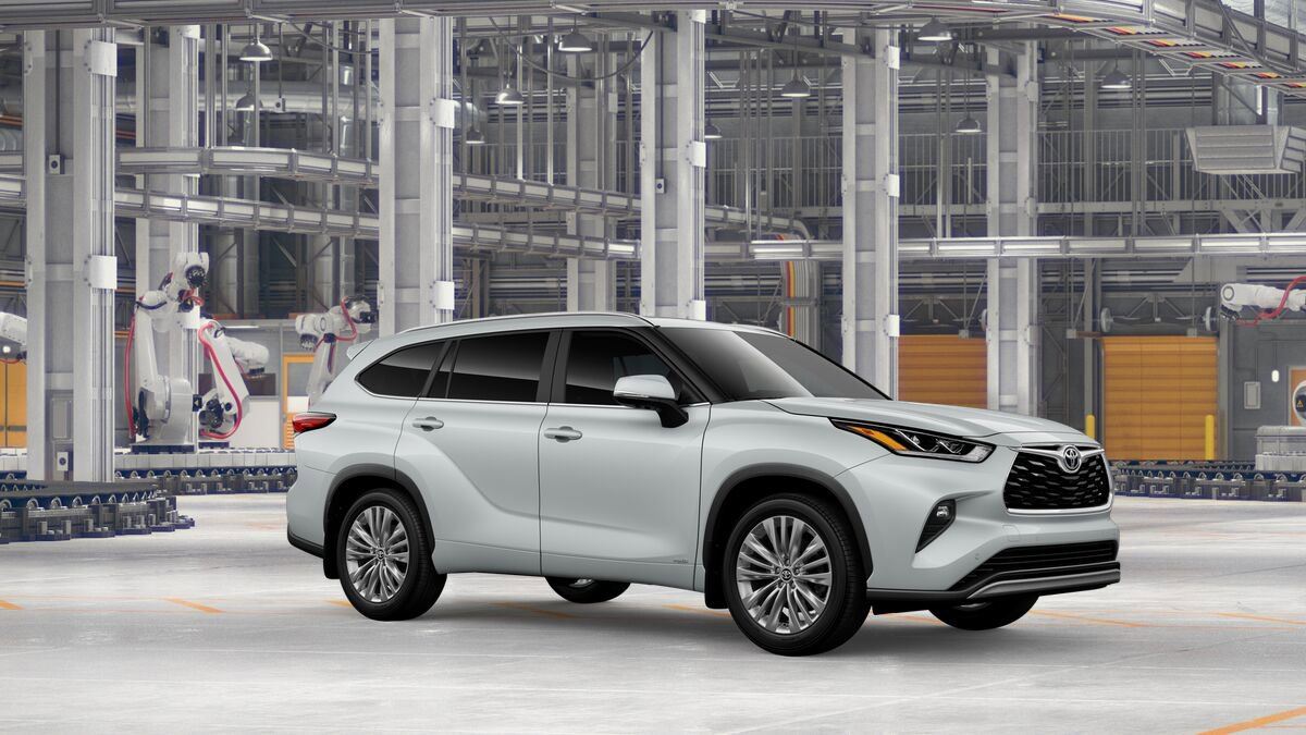 New 2026 Toyota Highlander Platinum image 14