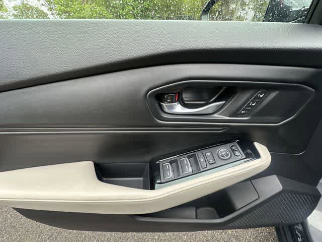 Used 2025 Honda Accord Touring image 19