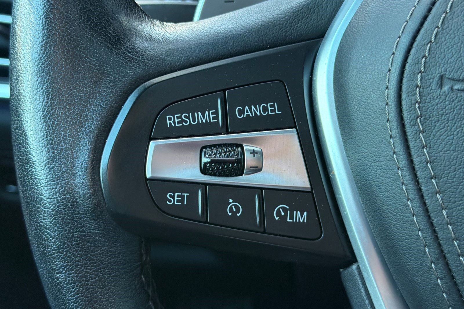 Certified 2023 BMW X5 xDrive40i w/ Premium Package image 31