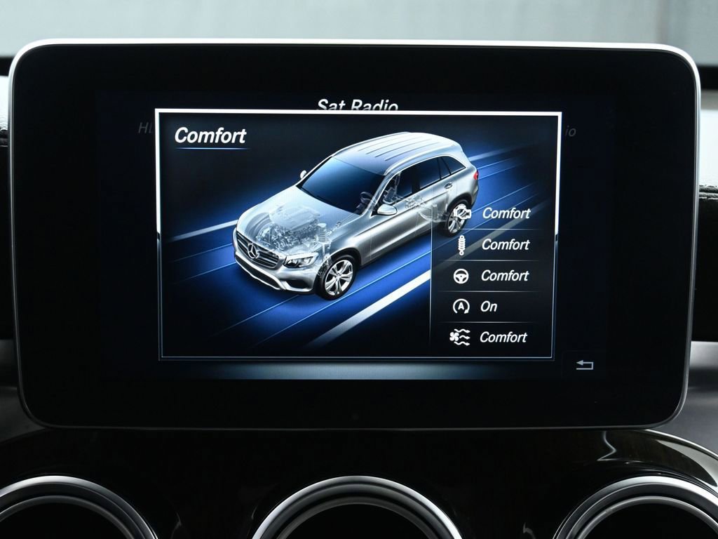 Used 2018 Mercedes-Benz GLC 43 AMG 4MATIC image 39