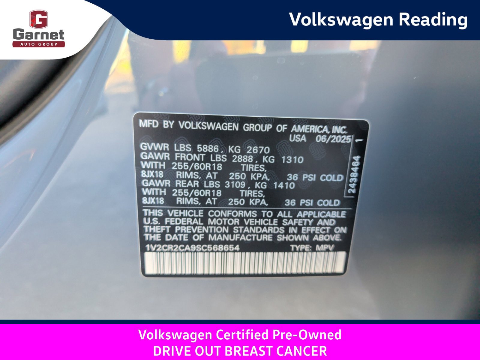 Certified 2025 Volkswagen Atlas Peak Edition SE AWD/4WD image 29