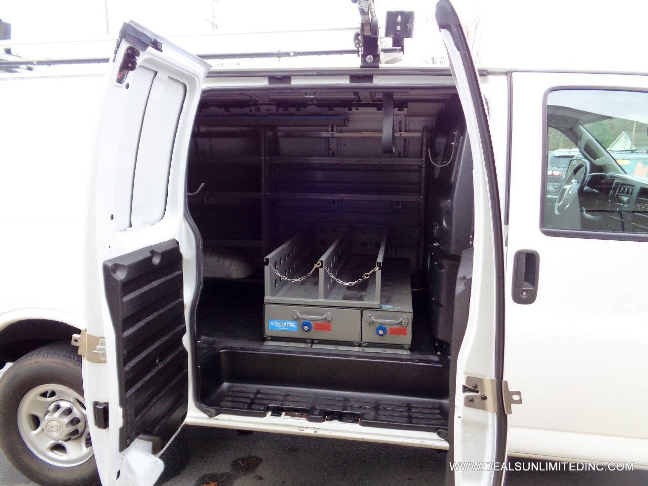 Used 2019 Chevrolet Express 2500 w/ Driver Convenience Package image 21
