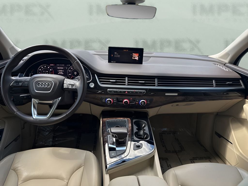 Used 2019 Audi Q7 3.0T Premium Plus w/ Premium Plus Package AWD/4WD image 14