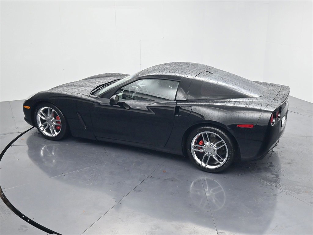 Used 2005 Chevrolet Corvette Coupe w/ Preferred Equipment Group image 40