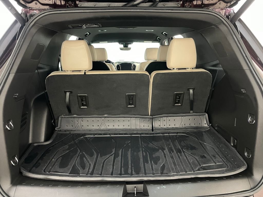 Used 2023 Chevrolet Traverse Premier w/ LPO, Floor Liner Package AWD/4WD image 48