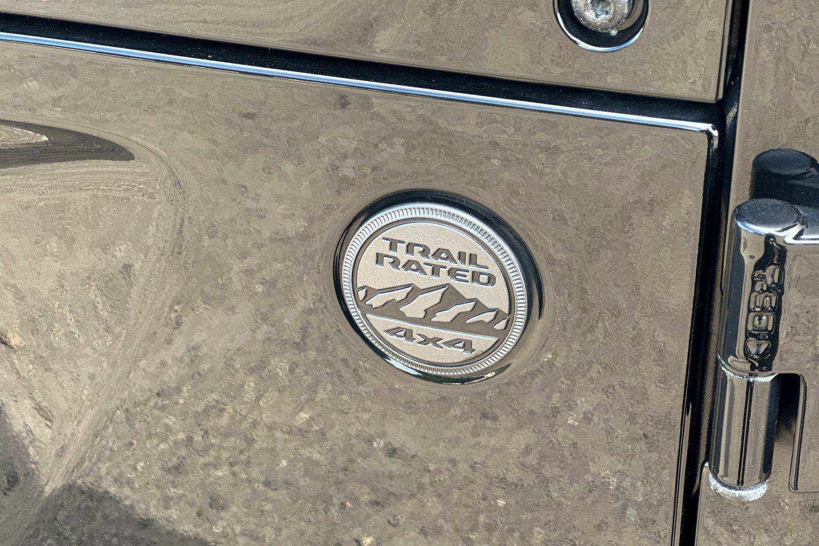 Used 2022 Jeep Wrangler Unlimited Sport image 32