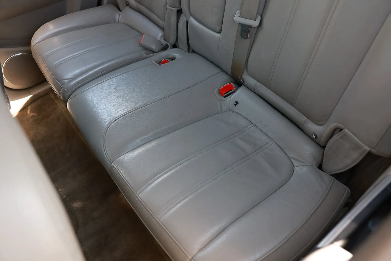 Used 2008 Saturn Vue XR w/ Premium Trim Package FWD image 15