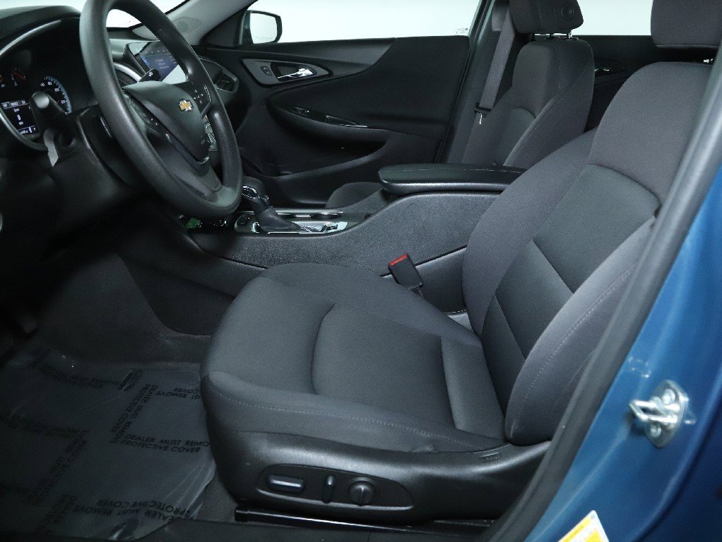Used 2024 Chevrolet Malibu LT image 18