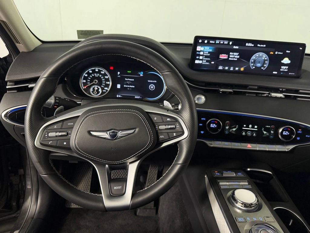 Used 2025 Genesis Electrified GV70 AWD/4WD image 15