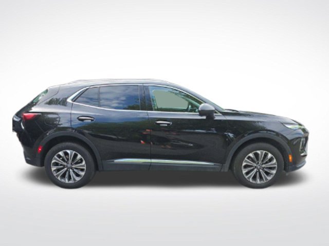 Used 2024 Buick Envision Preferred AWD/4WD image 2