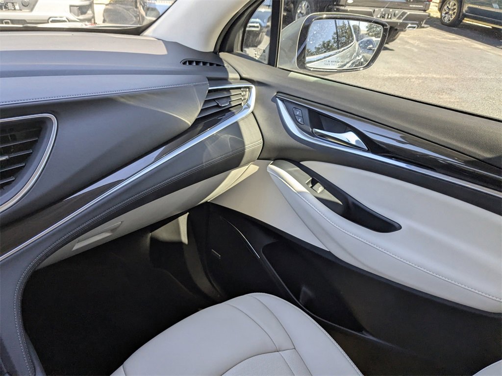 Used 2023 Buick Enclave Essence w/ Experience Buick Package image 18