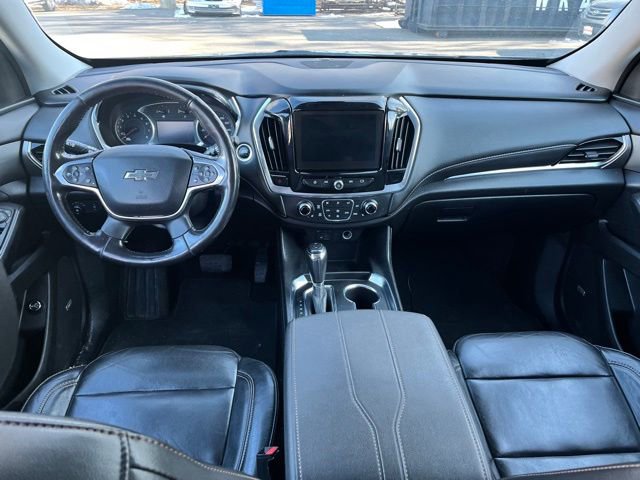 Used 2020 Chevrolet Traverse RS image 3