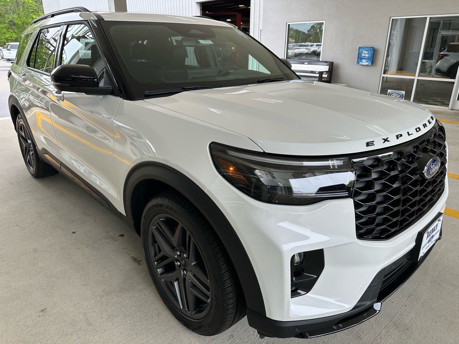 New 2026 Ford Explorer ST w/ Sun And Sound Package RWD image 9
