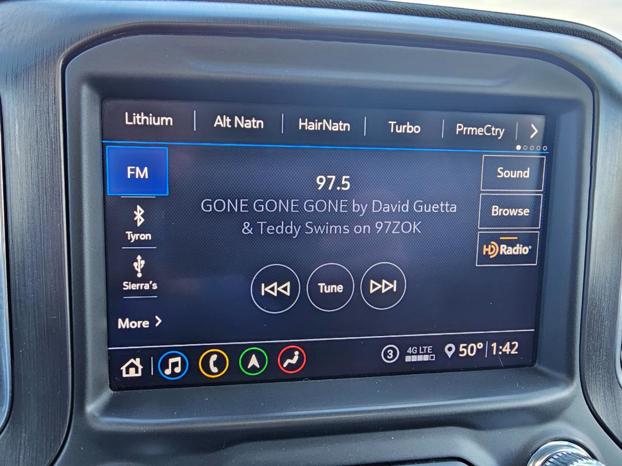 Used 2020 GMC Sierra 1500 AT4 w/ AT4 Premium Package image 22