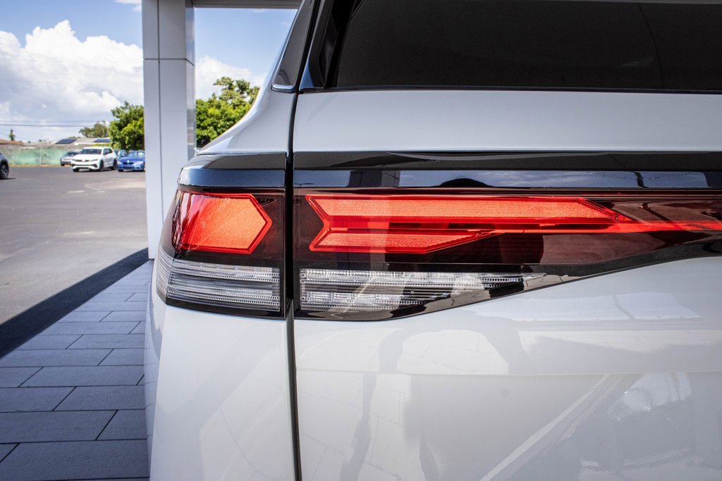 New 2025 Volkswagen Tiguan S image 13