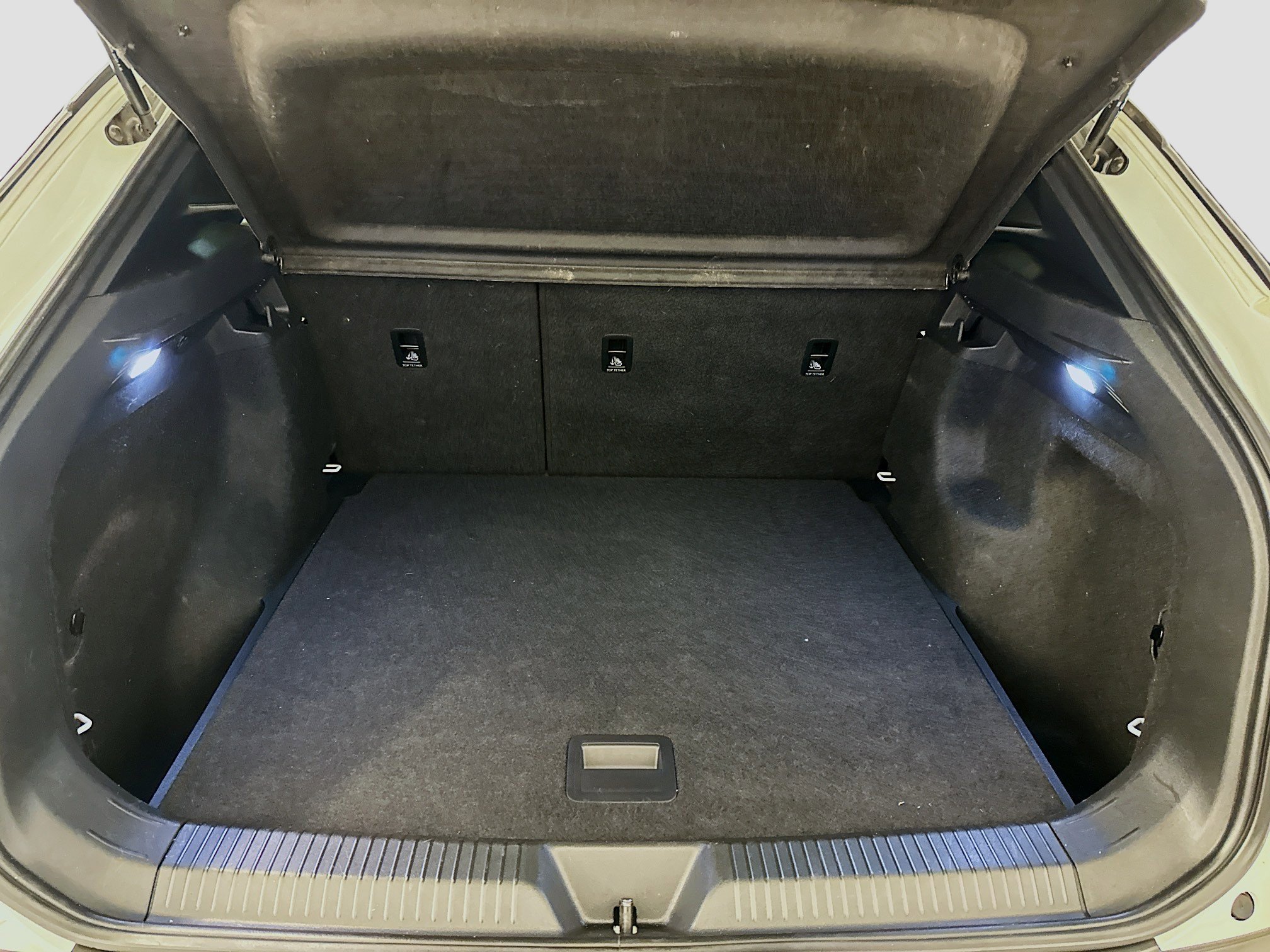 Used 2023 Volkswagen ID.4 Pro image 30