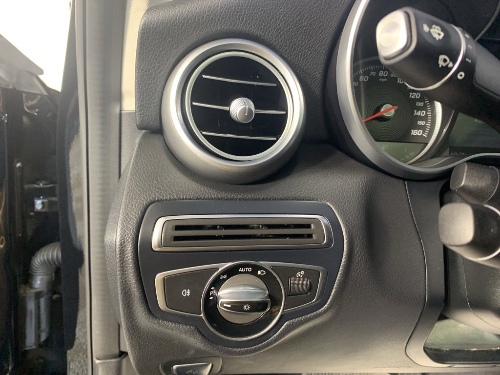 Used 2017 Mercedes-Benz C 300 Sedan image 17