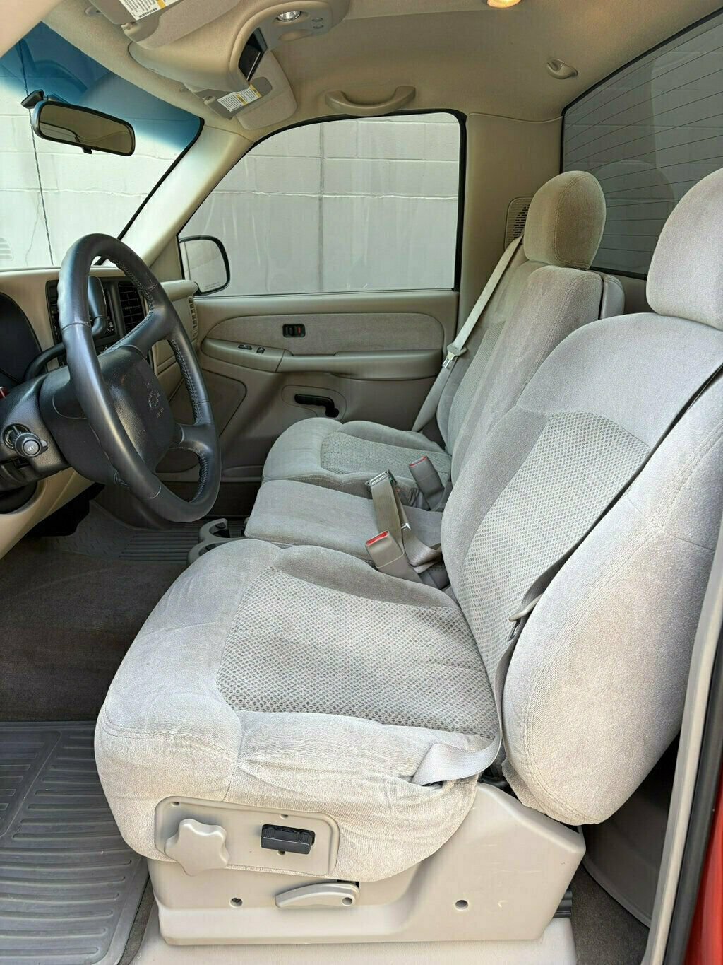 Used 2001 Chevrolet Silverado 1500 LS w/ Firm Ride Suspension Pkg RWD image 18