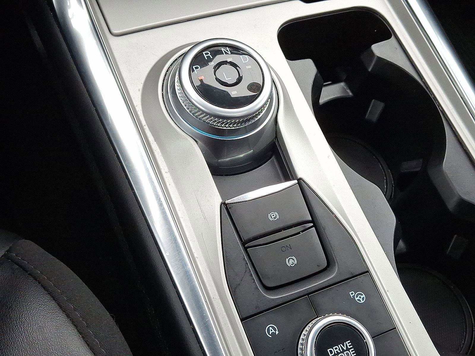 Used 2023 Ford Explorer Platinum w/ Technology Package image 15