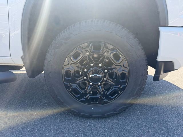 Used 2021 Chevrolet Silverado 2500 LTZ w/ LTZ Plus Package image 11