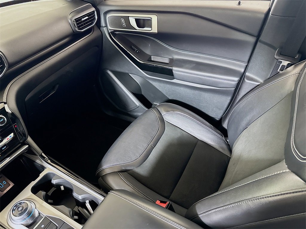 Used 2023 Ford Explorer ST image 20