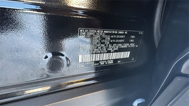 Used 2021 Toyota RAV4 LE image 37