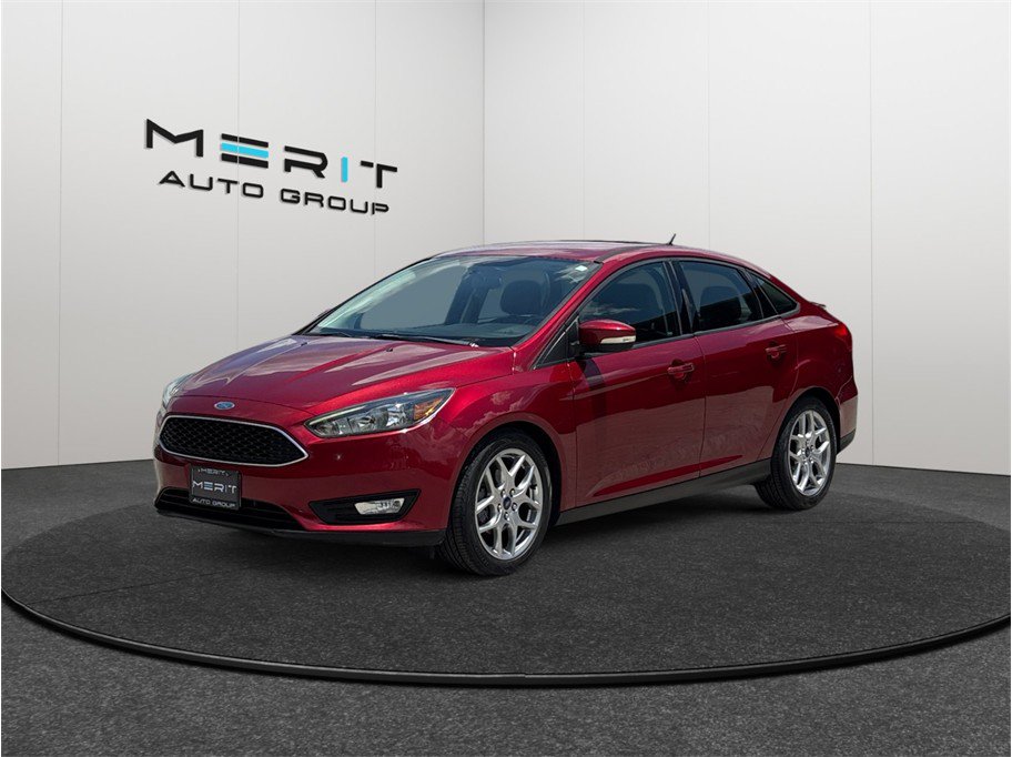 Used 2015 Ford Focus SE w/ Equipment Group 201A FWD image 4