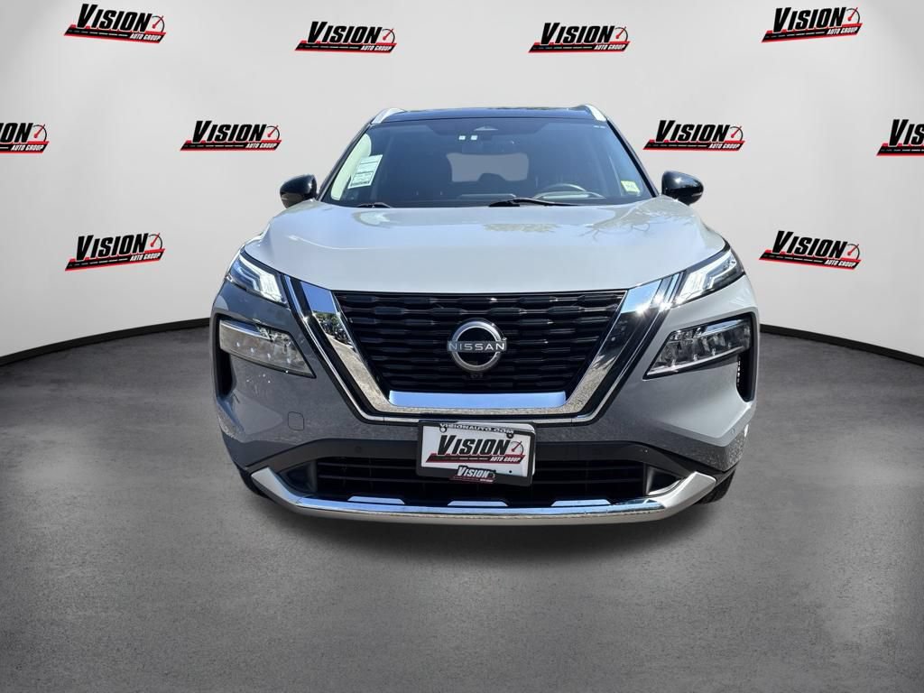 Certified 2023 Nissan Rogue Platinum w/ Platinum Premium Package AWD/4WD image 2