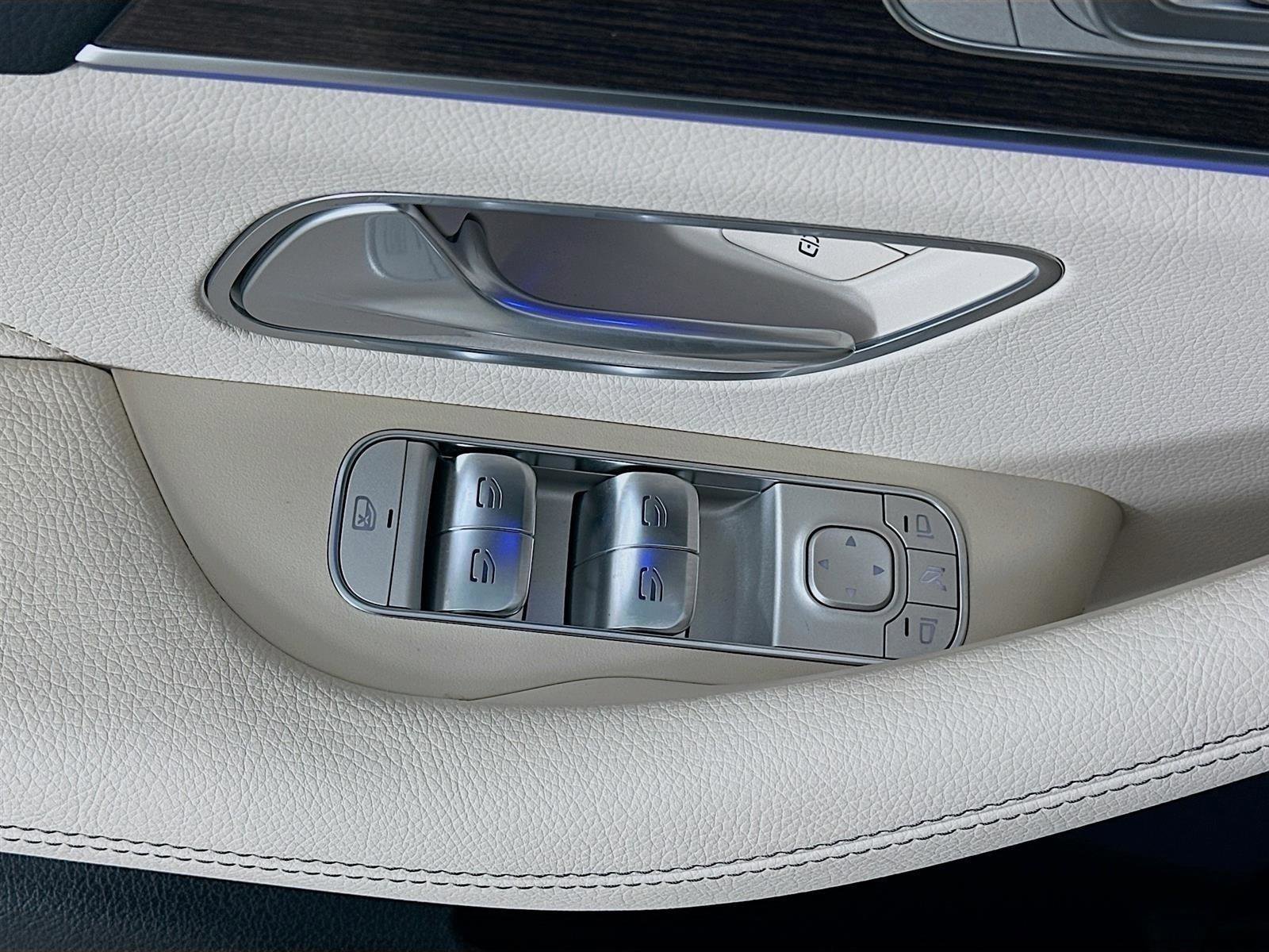 Used 2026 Mercedes-Benz GLS 450 4MATIC image 23