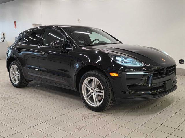 Used 2024 Porsche Macan AWD/4WD image 7