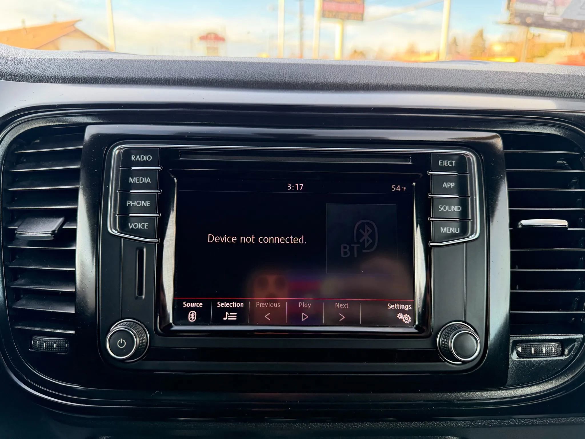 Used 2018 Volkswagen Beetle 2.0T S w/ Style & Comfort Package For S image 21