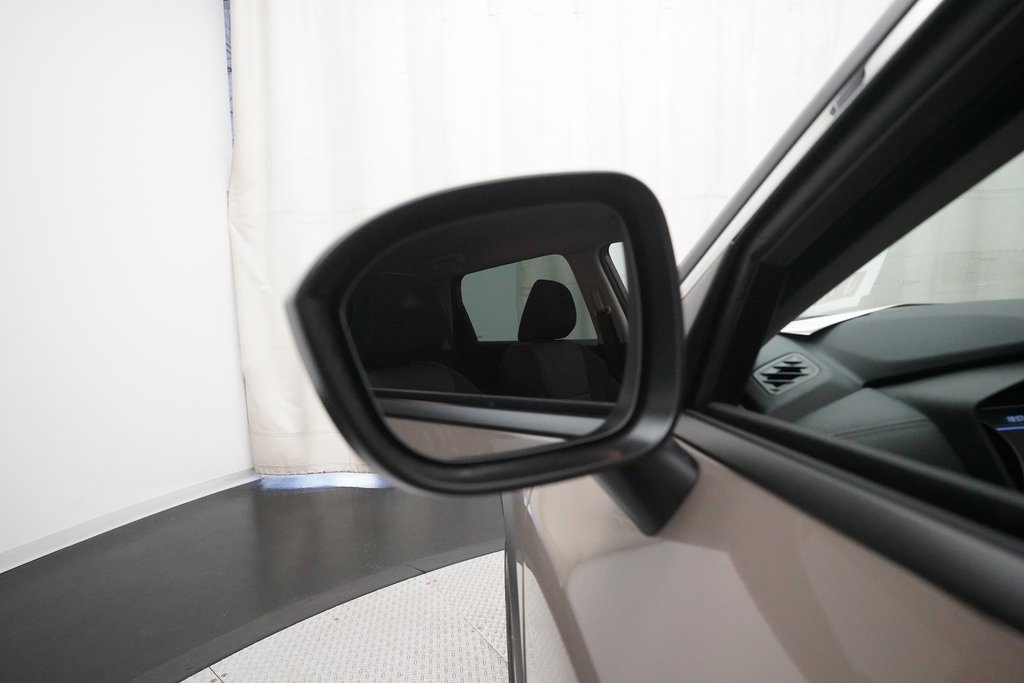 Certified 2025 Nissan Rogue SV image 25